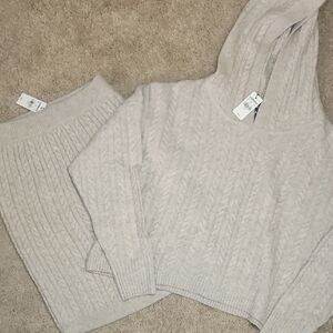 Express Cream Sweater & Skirt with Ribbed Knit Pattern